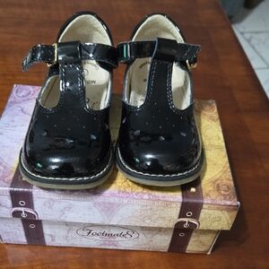 FootMates Black Dress Shoes for Kids